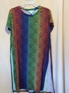 eye candy Green Blue Black Geometric Top